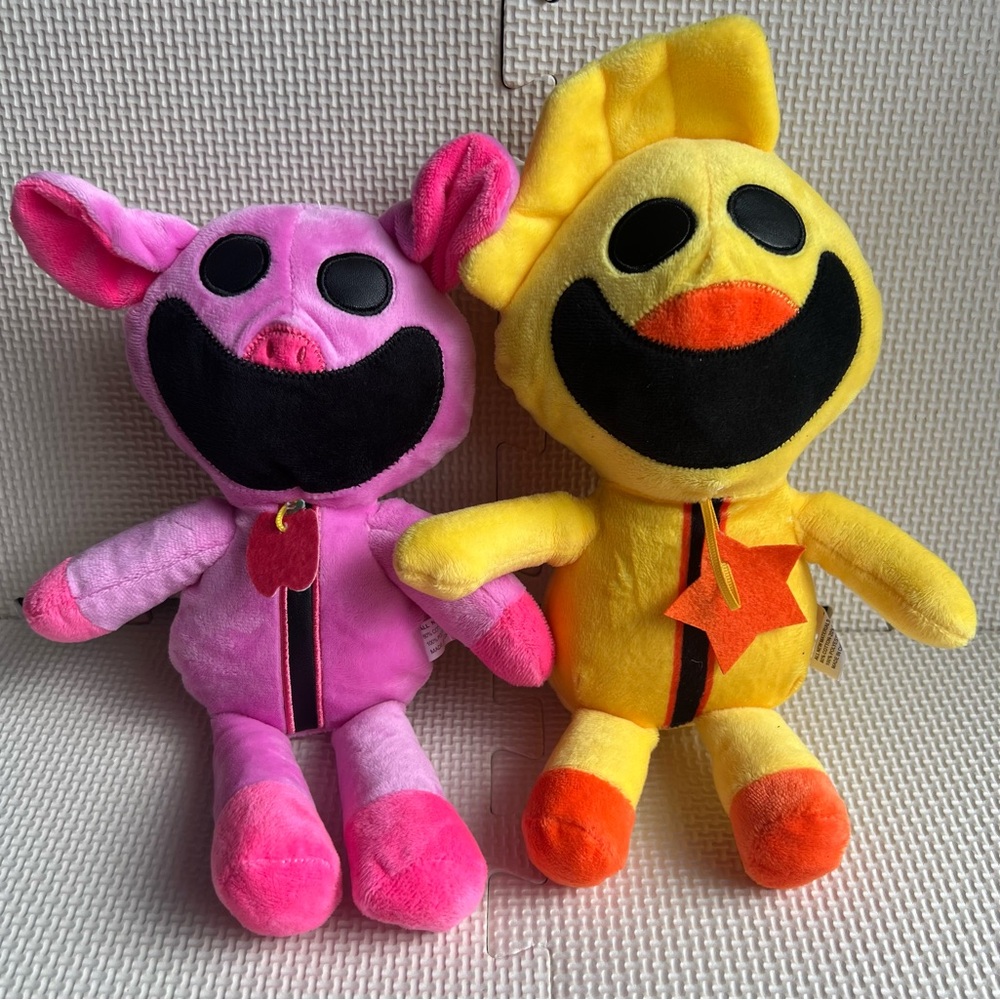 2 PACK, kickin chicken & picky piggy  Smiling Critters Figure stuffed Plush toy